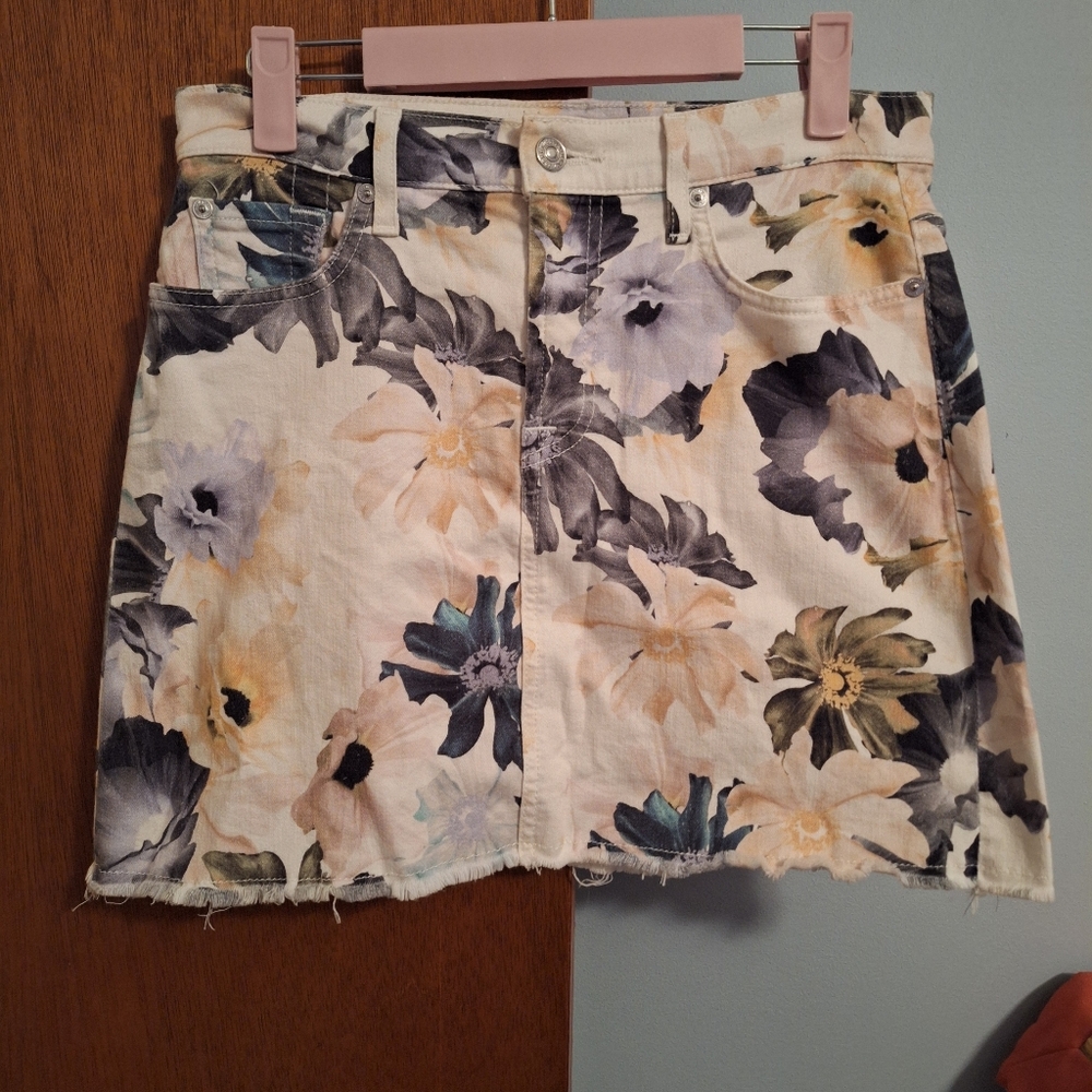 7 For All Mankind Floral Denim Mini Skirt - Cream Multi Raw Hem Women's Size 27